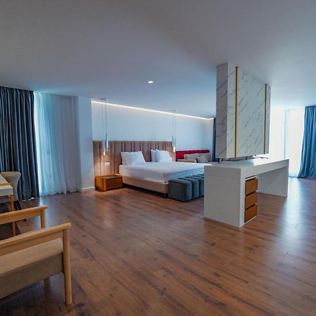 Dorchester Hotel Sarandë 외부 사진