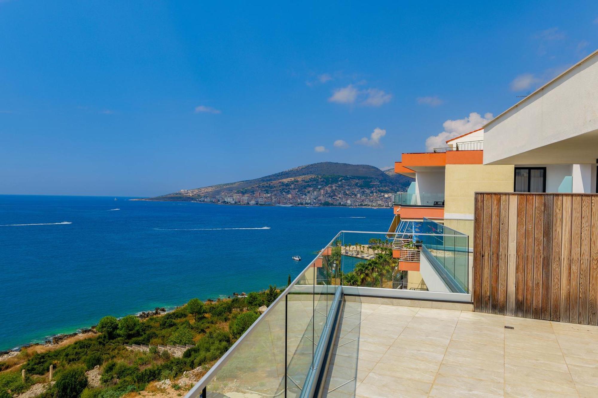 Dorchester Hotel Sarandë 외부 사진