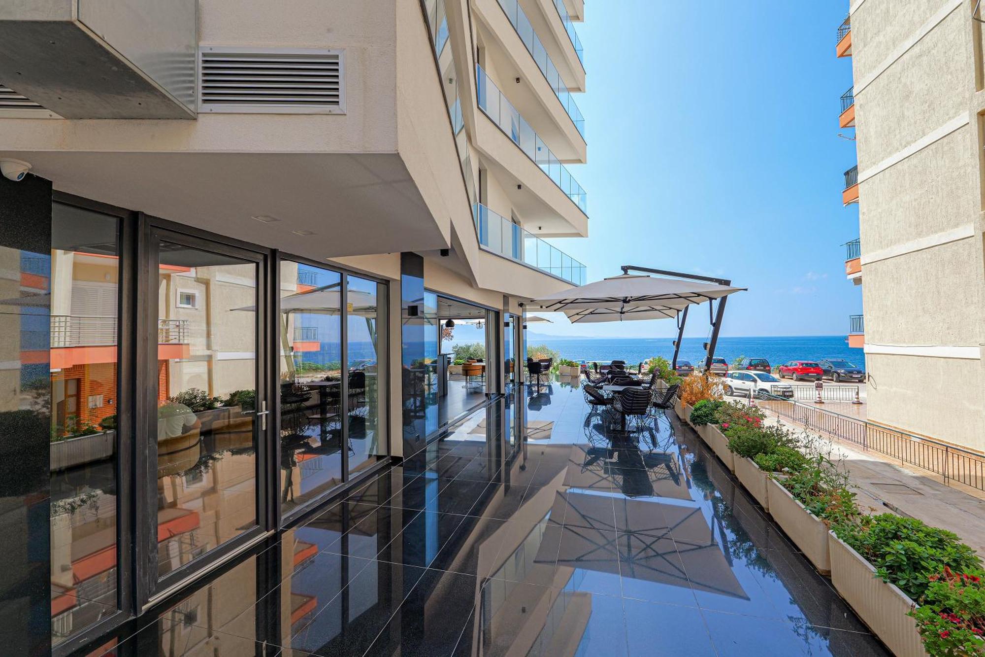 Dorchester Hotel Sarandë 외부 사진