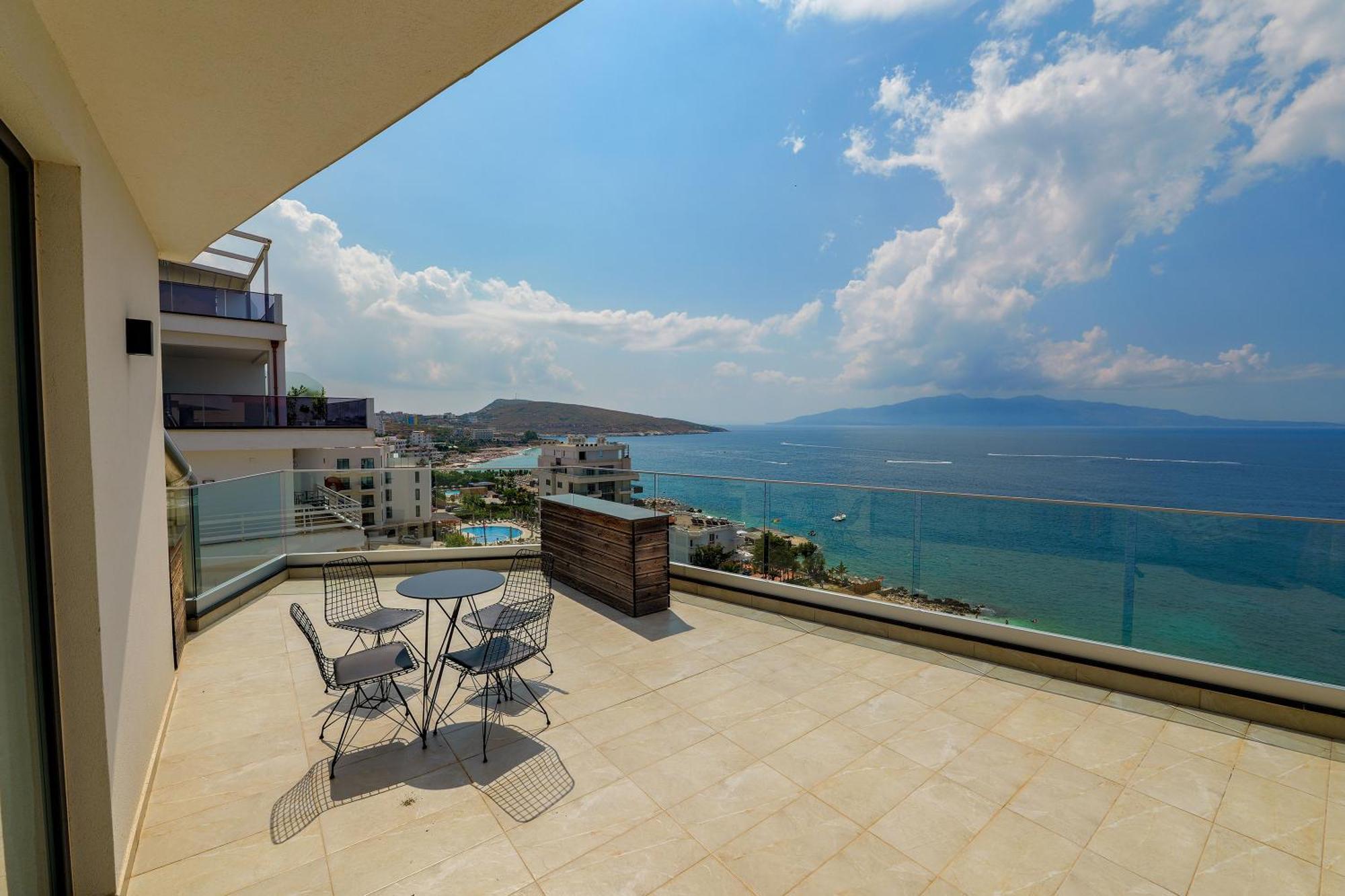 Dorchester Hotel Sarandë 외부 사진
