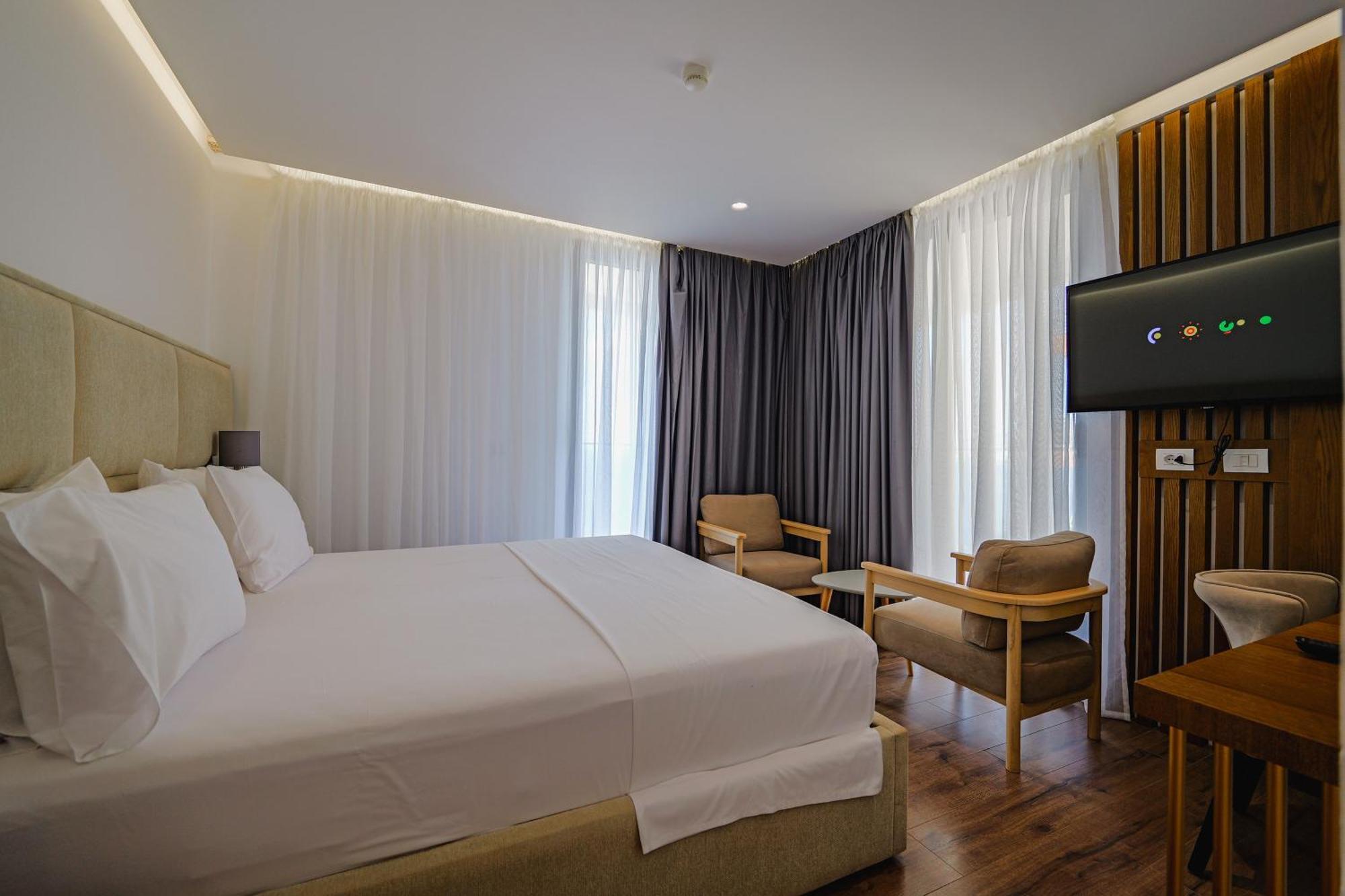 Dorchester Hotel Sarandë 외부 사진
