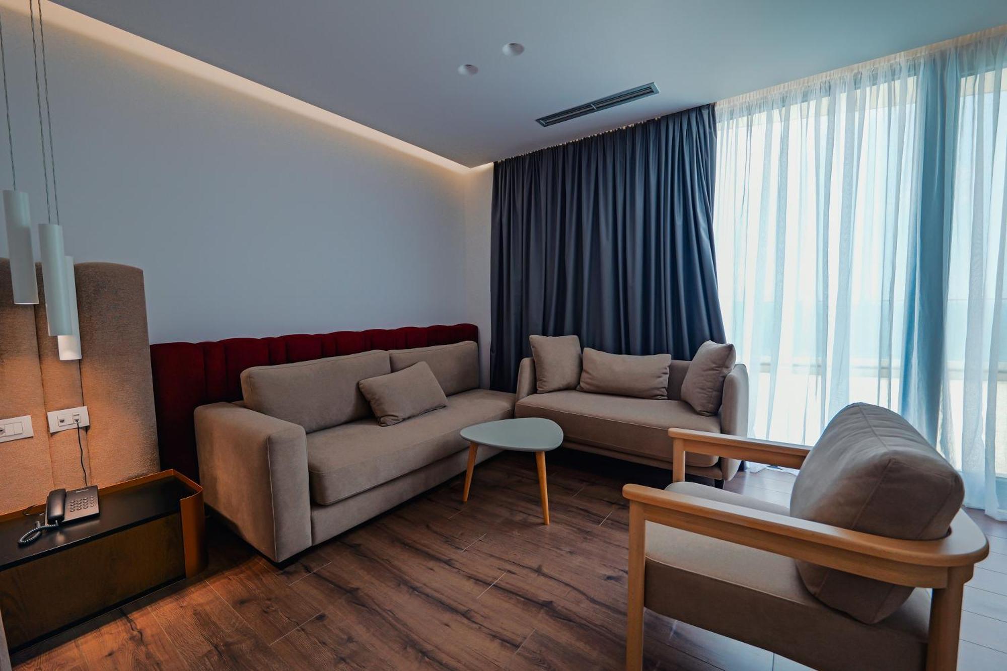 Dorchester Hotel Sarandë 외부 사진