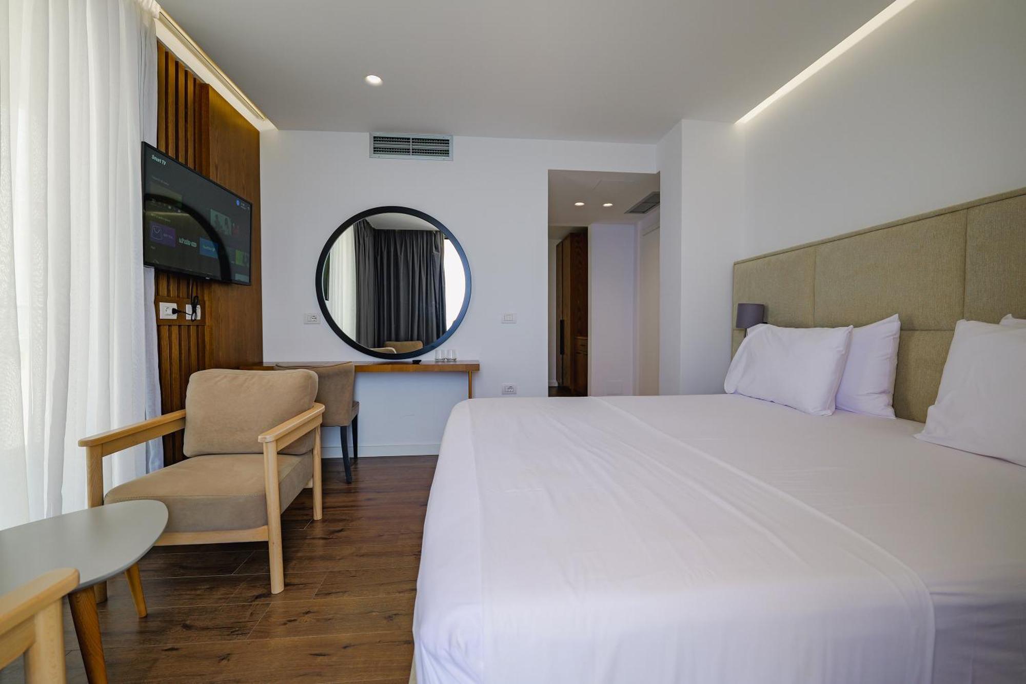 Dorchester Hotel Sarandë 외부 사진