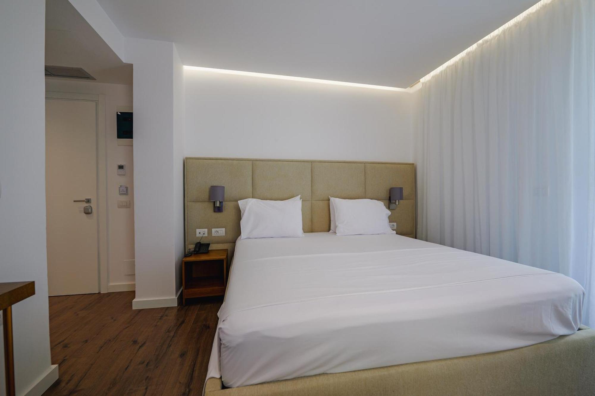 Dorchester Hotel Sarandë 외부 사진
