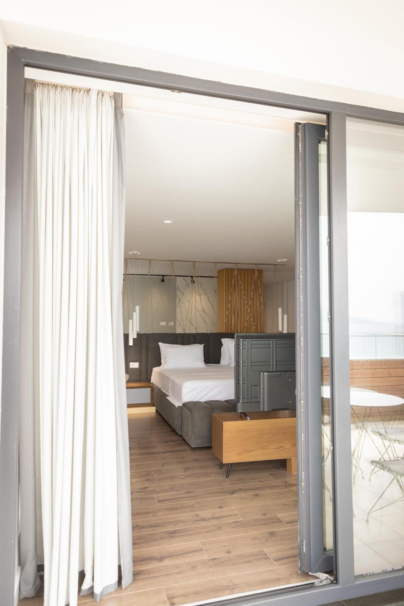Dorchester Hotel Sarandë 외부 사진
